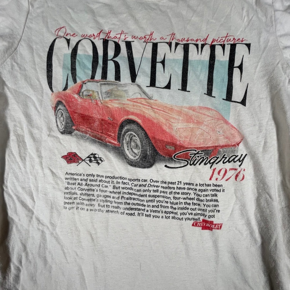 GM Corvette T-Shirt Womens Size M Tan Stingray 1976 Graphic Short Slv Crew Neck